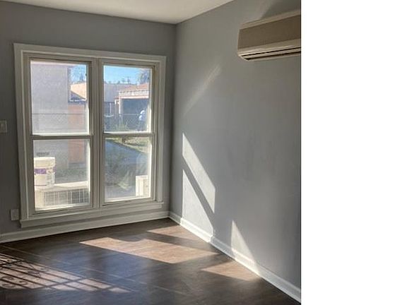 3rd image of 737 1/2 W 98th St