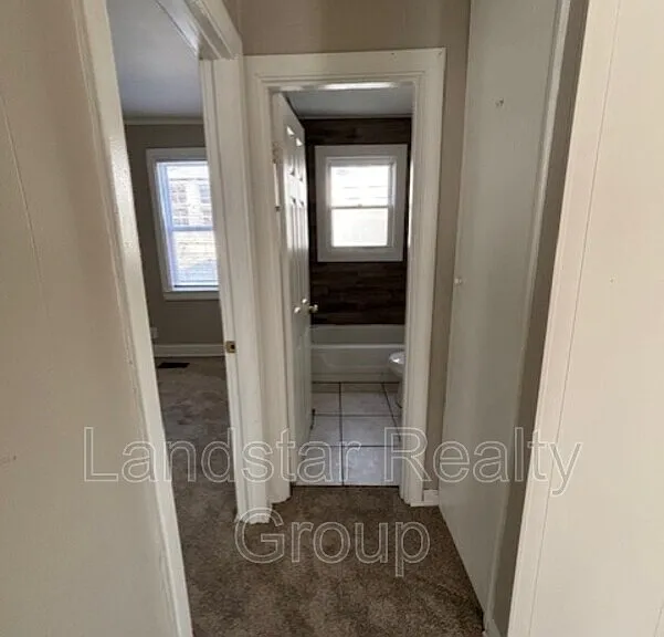 3762 Parthenia Ave — Photo 13