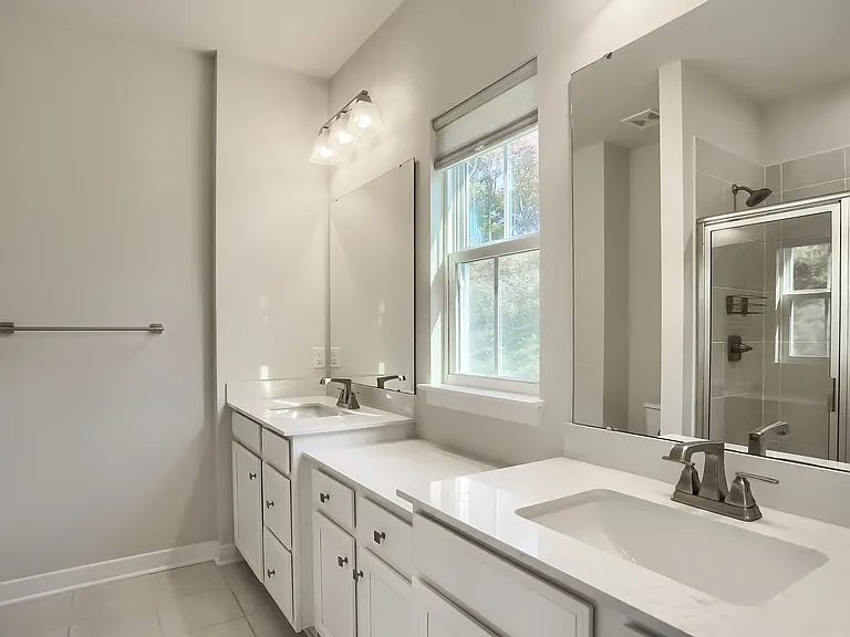137 Moyer Hill Dr — Photo 33