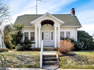 2366 S Queen St, York, PA 17402