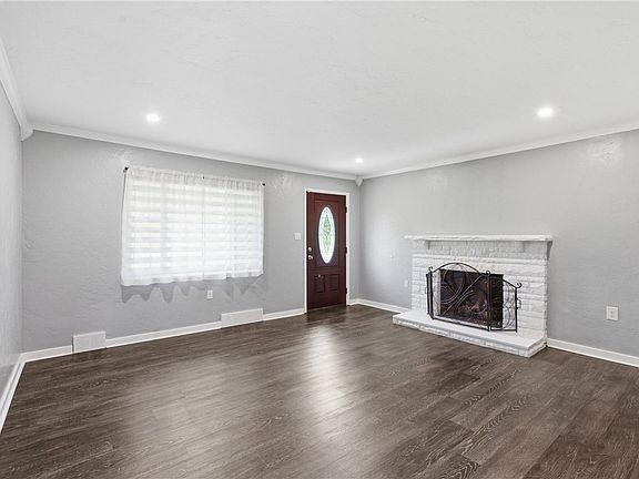 5th image of 4952 McAnulty Rd
