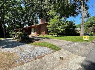 323 Sharon Ave NW, Lenoir, NC 28645