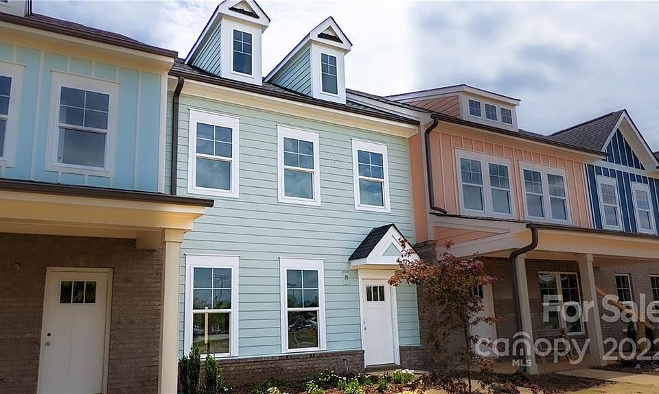 1st image of 725 Veloway Dr #44