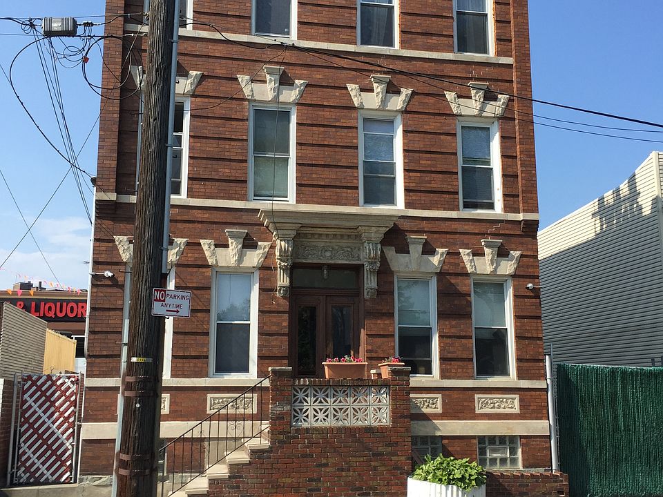 1st image of 9015 Myrtle Ave APT 2L