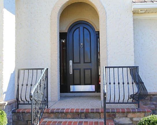 Brookshade Exrerior front porch