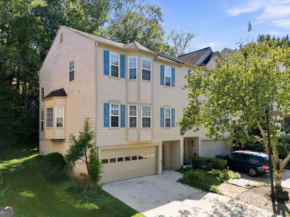 2462 Valley Cove Dr, Duluth, GA 30097