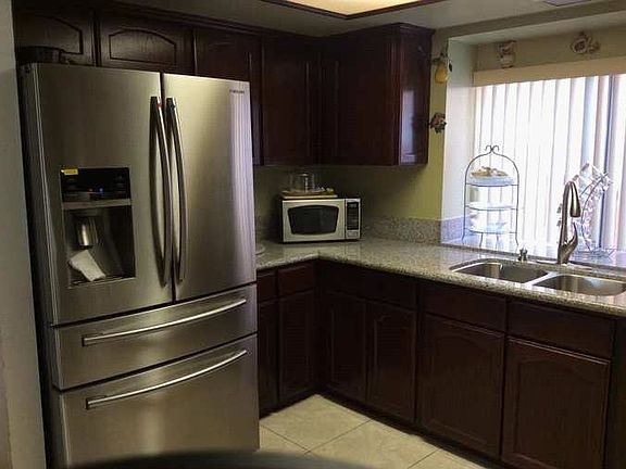 4th image of 23421 Shady Glen Ct