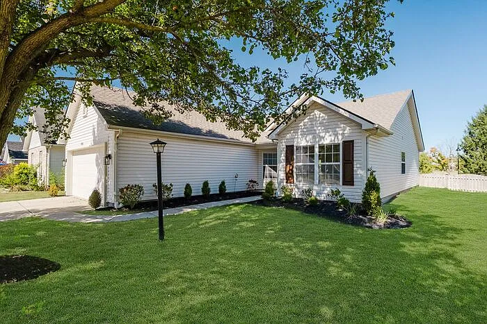 5896 Hollow Oak Trl — Photo 2