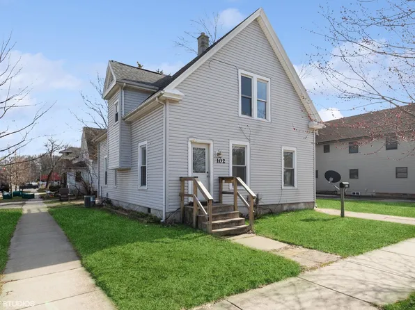 102 State St, La Porte, IN 46350