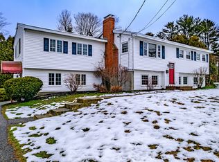 111 Scott Dyer Rd, Cape Elizabeth, ME 04107