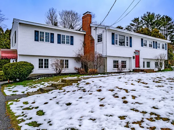 111 Scott Dyer Road, Cape Elizabeth, ME 04107