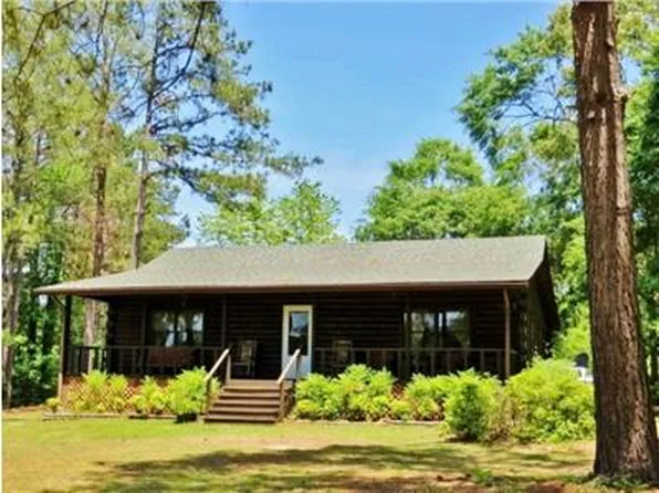 2561 Clubhouse Rd, Summerton, SC 29148