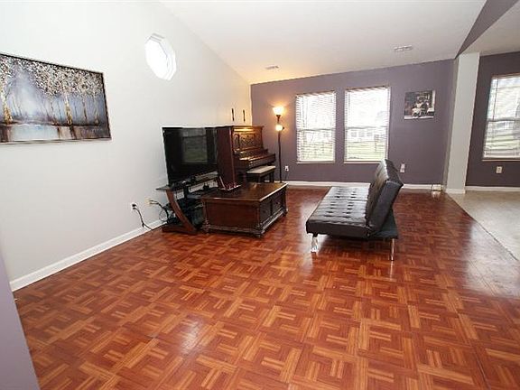 4th image of 5552 Windsor Ct