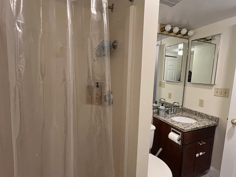 434 Franklin St #2 — Photo 24