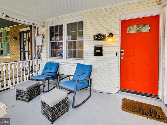 2nd image of 826 Delafield Pl NW