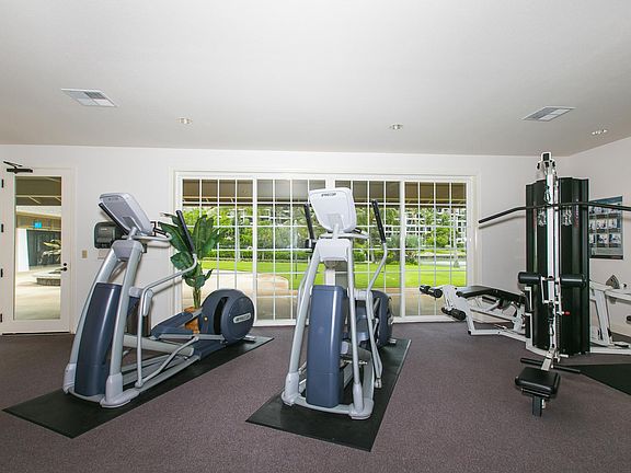 clean and pretty gym