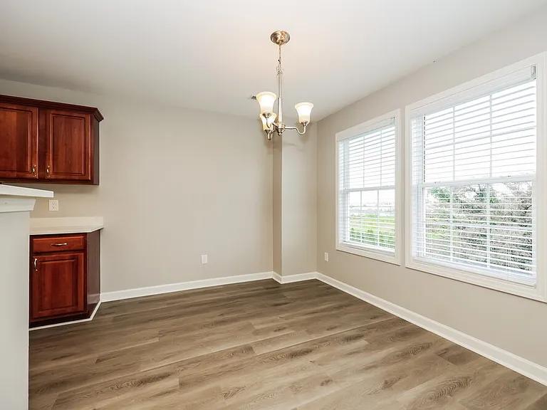 2945 Hearthside Dr — Photo 7