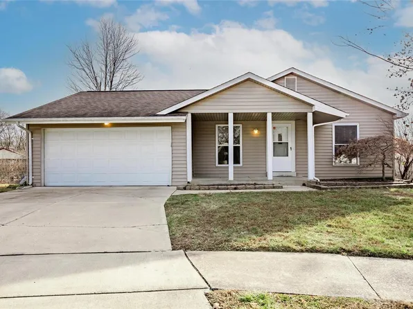 11948 Meadow Run Ct, Maryland Heights, MO 63043