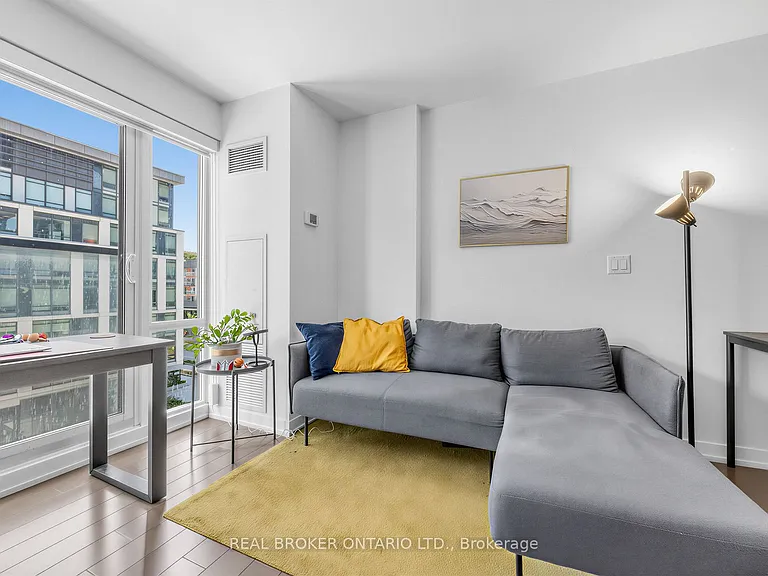 170 Fort York Blvd #407 — Photo 11