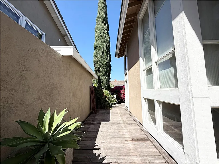 4891 Tamarack Way — Photo 33