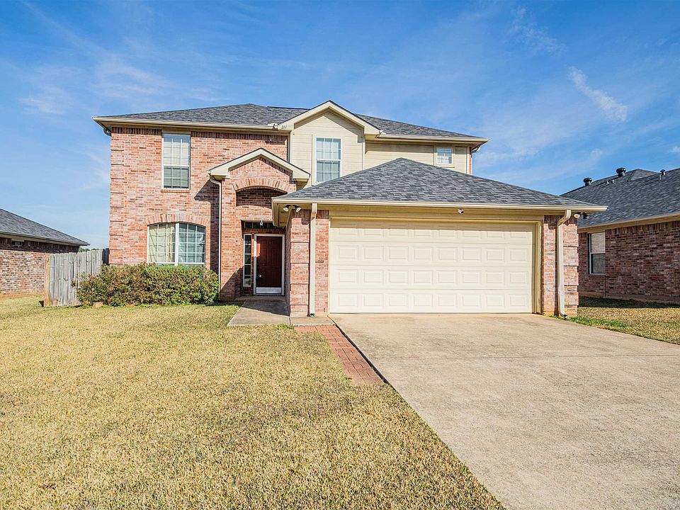 2nd image of 211 Ray Creek Dr