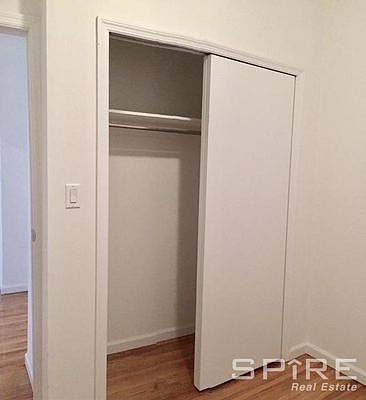 4th image of 306 W 51st St APT 1E