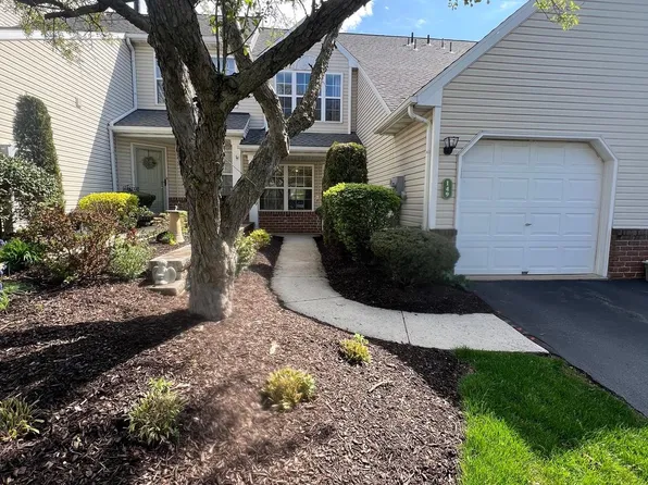 149 Hickory Ln, Reading, PA 19610