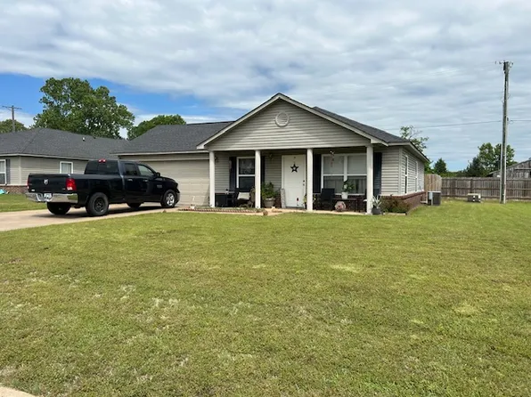 20 Cypress Ave, Clarksville, AR 72830