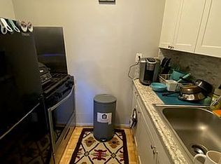 20-05 Steinway St #1F, Astoria, NY 11105