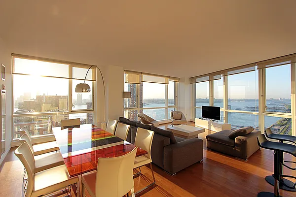 Rented by Domus Realty | media 21