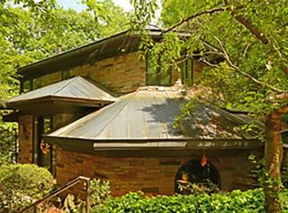 2828 Exeter Cir, Raleigh, NC 27608