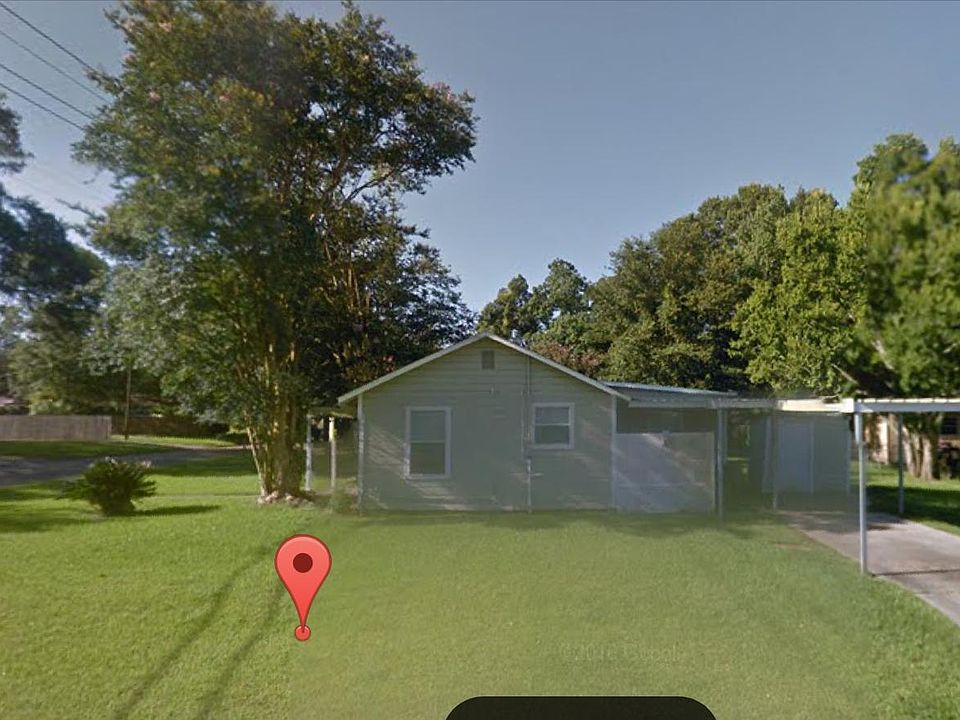 2nd image of 3104 1st Ave