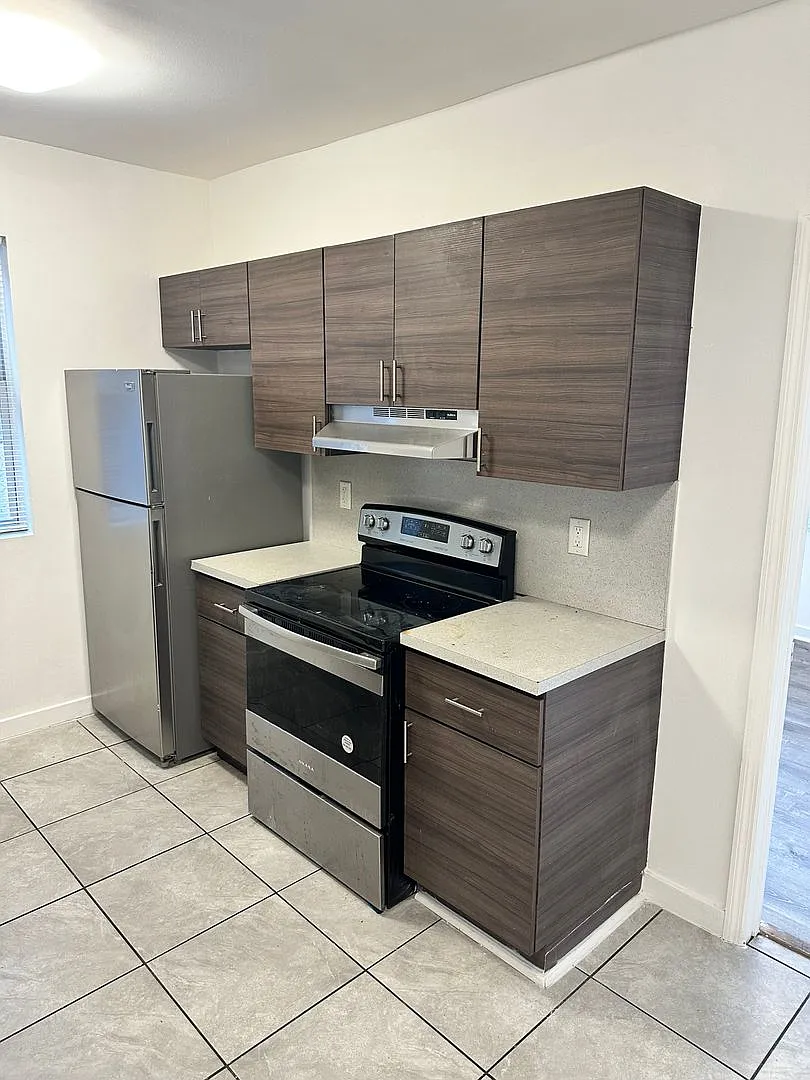 2 Bed/1 Bath in the Heart of Little Havana! — Photo 3