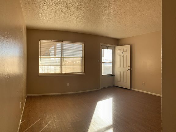 3rd image of 3525 Sheridan St APT 8