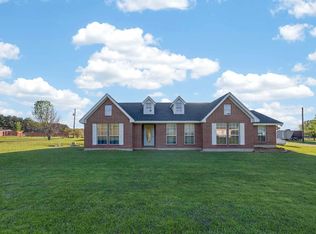 1370 County Road 306d, Henderson, TX 75654