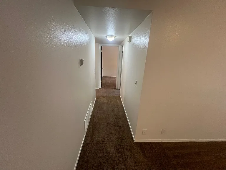 4693 S Brookwillow Cv #B — Photo 23