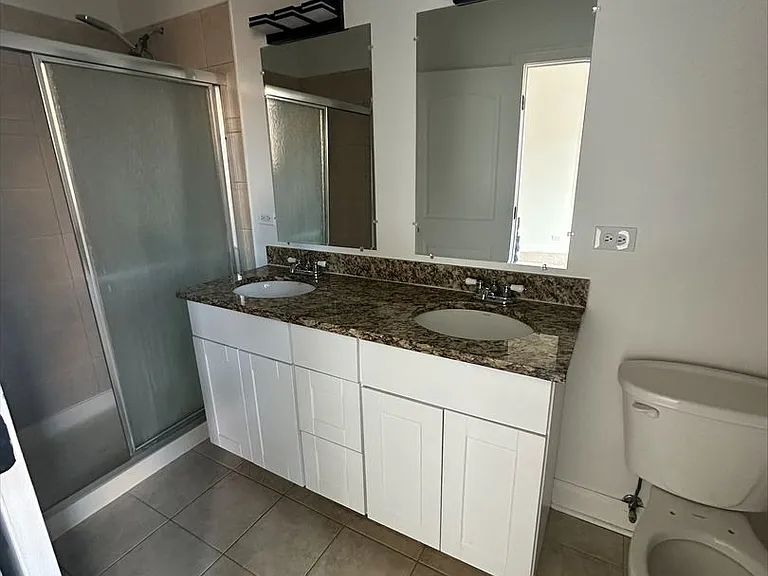 3601 W 53rd St — Photo 52