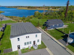 20 Hall Ave, Warren, RI 02885