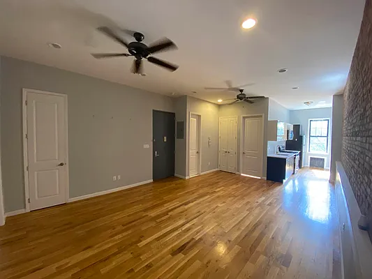 Rented by Midbrook Realty, LLC | media 29