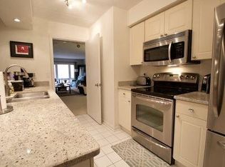 811 Chicago Ave, Evanston, IL 60202