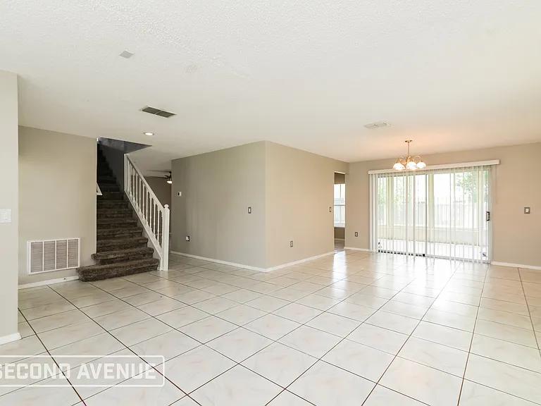 2216 Wyndam Way — Photo 3