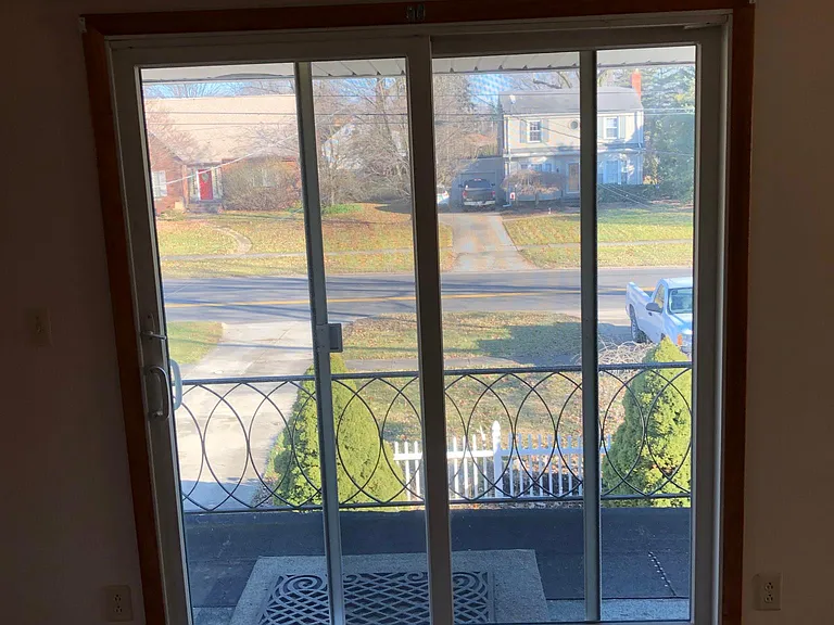 879 Genesee Ave NE #2 — Photo 8