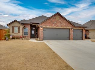 2005 Alliyah Ct, Yukon, OK 73099