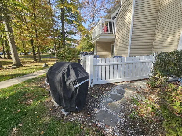 25 Sweetgum Ln #25, Monmouth Junction, NJ 08852