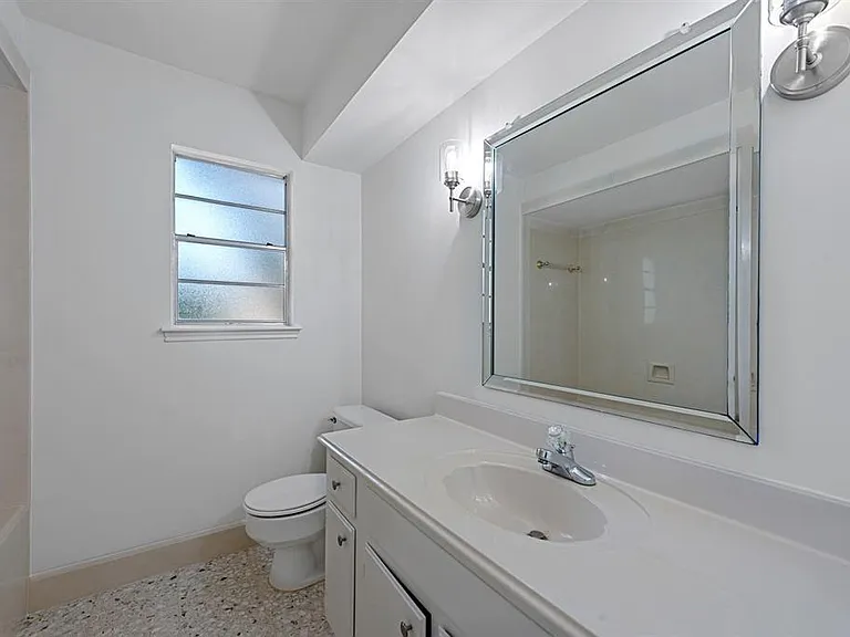 9718 Truscon Dr — Photo 18