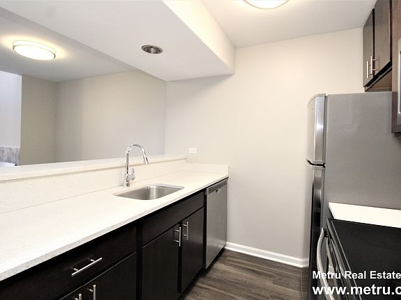 2nd image of 1802 N Halsted St #A