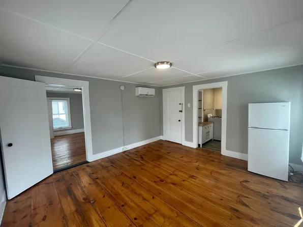 21 Perley St Unit B, Concord, NH 03301