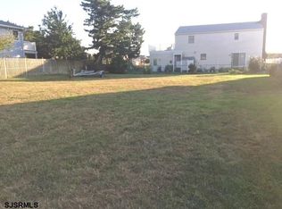 14 Seaside Rd, Brigantine, NJ 08203