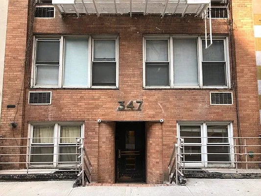 Rented by Sky Management | media 29