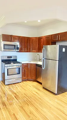 Rented by Grand & Co. | media 7